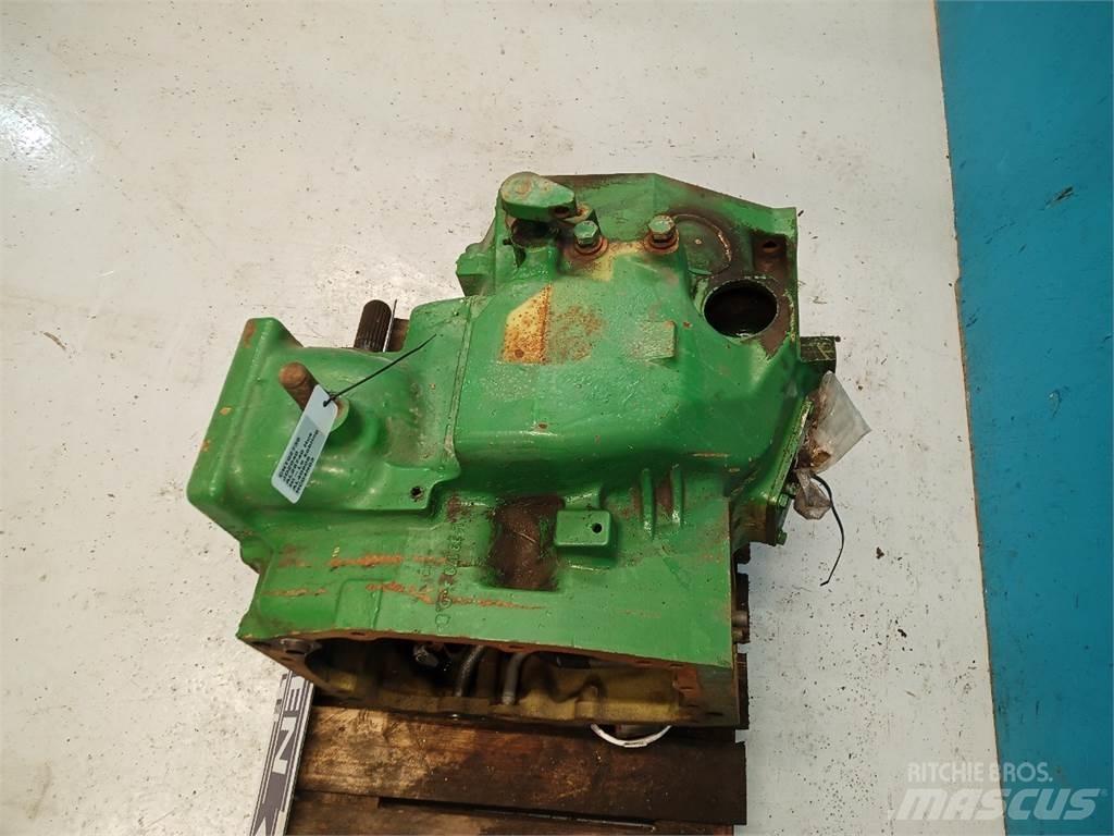 John Deere 2040 Transmisijos