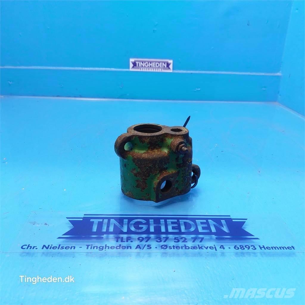 John Deere 2040 Kiti naudoti traktorių priedai