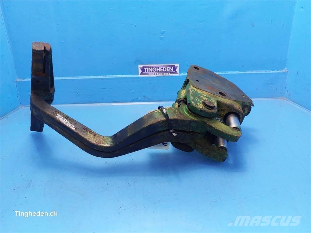John Deere 2040 Hidraulikos įrenginiai