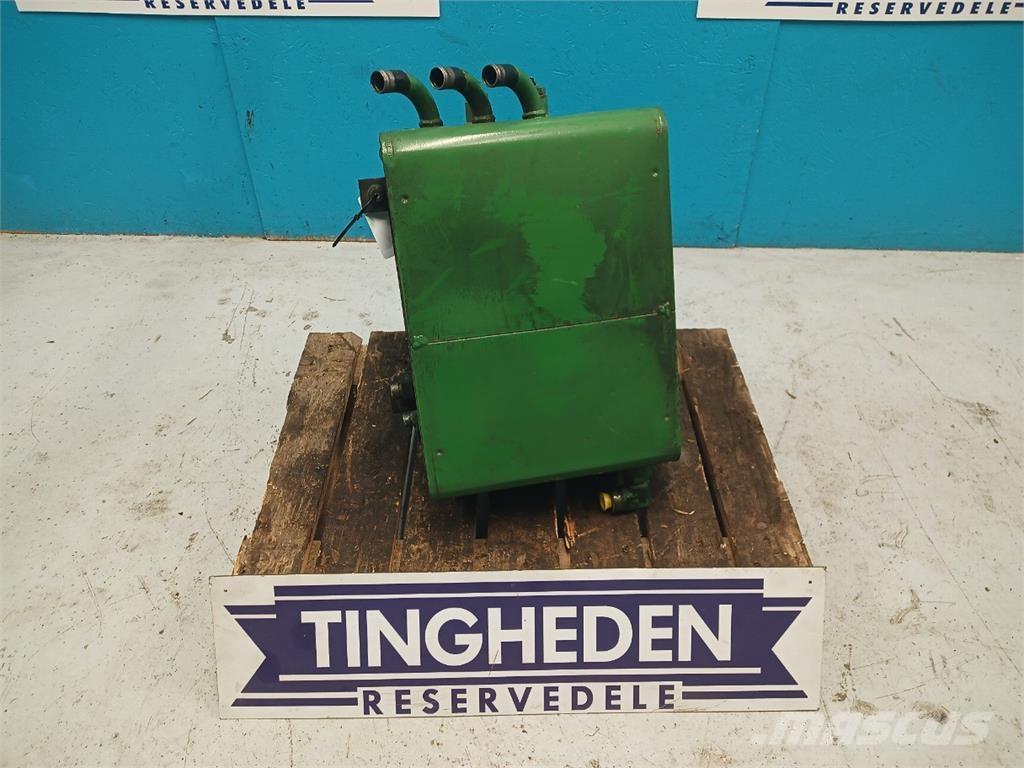 John Deere 2054 Hidraulikos įrenginiai