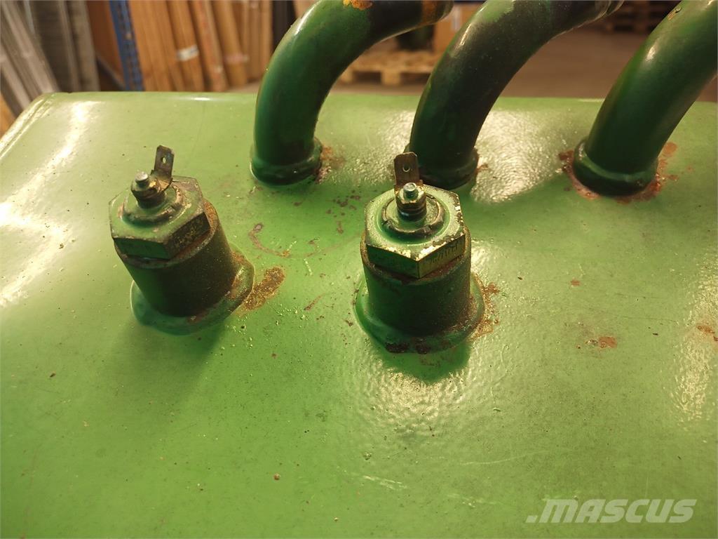 John Deere 2054 Hidraulikos įrenginiai