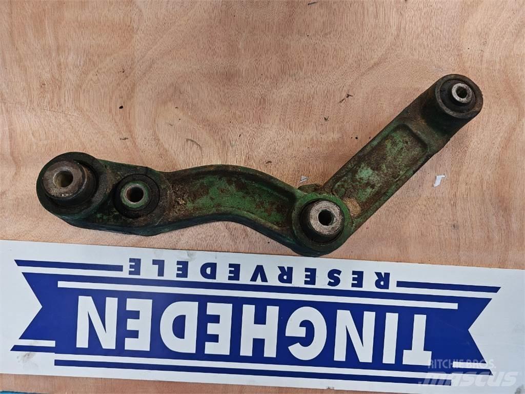 John Deere 2054 Smėlio ir druskos barstytuvai