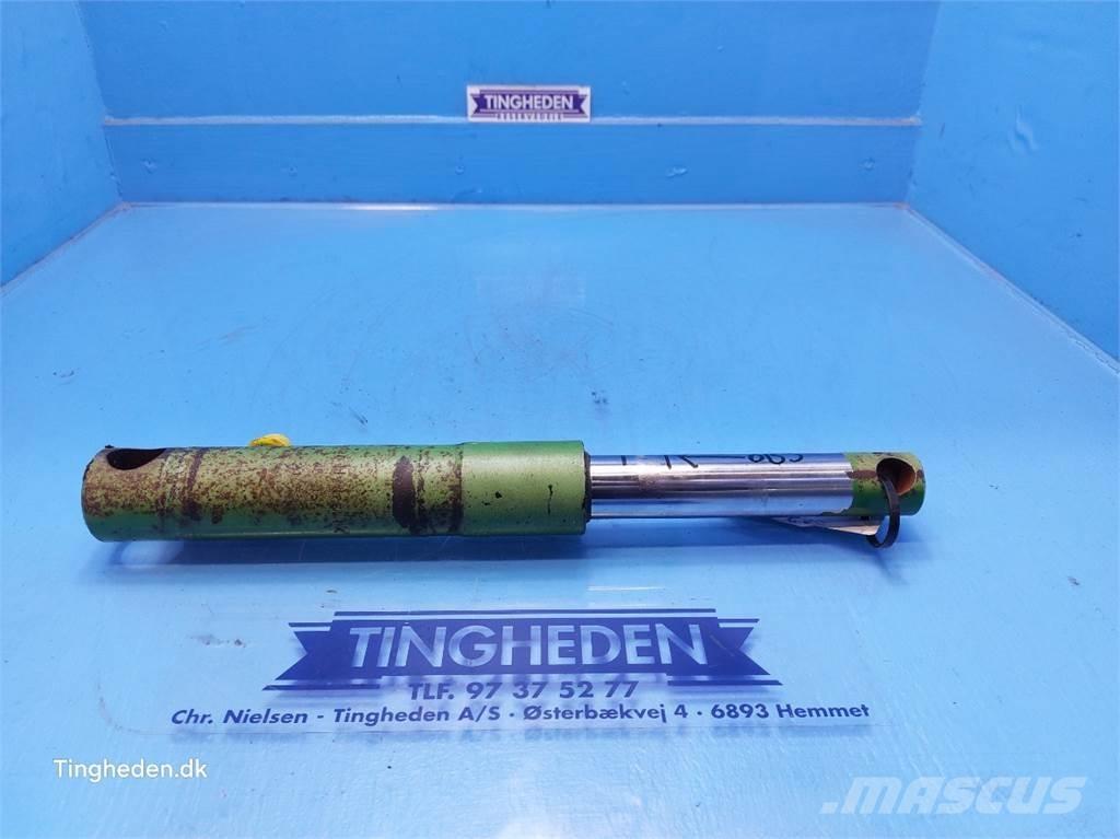 John Deere 2054 Hidraulikos įrenginiai