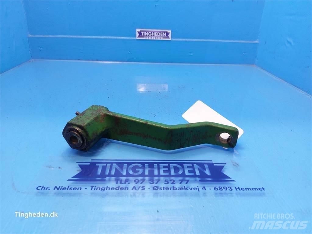 John Deere 2056 Derliaus nuėmimo kombainų priedai