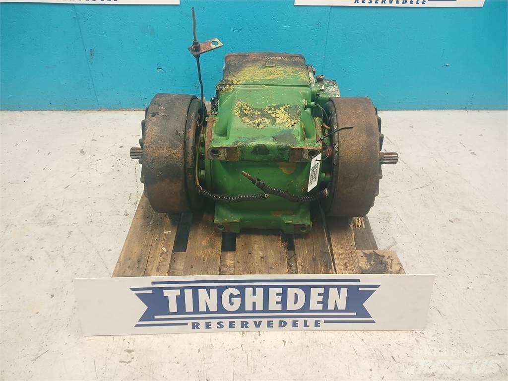 John Deere 2066 Transmisijos