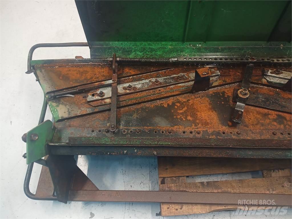 John Deere 2066 Derliaus nuėmimo kombainų priedai
