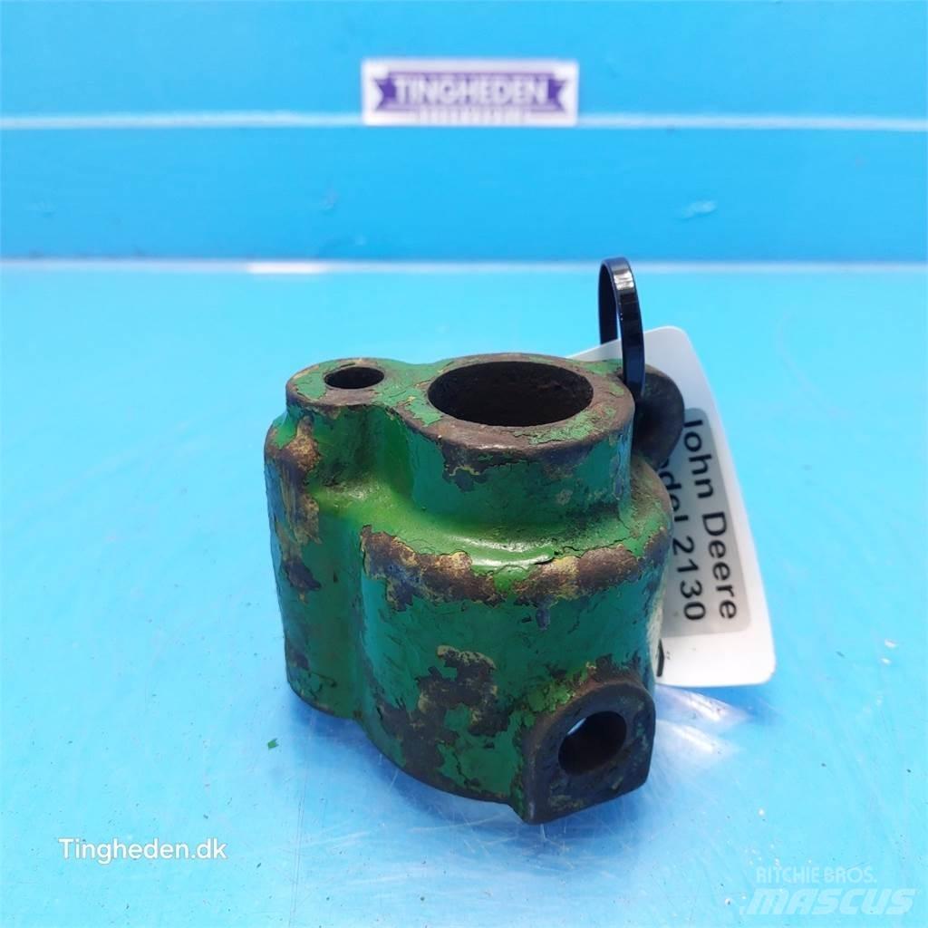 John Deere 2130 Kiti naudoti traktorių priedai