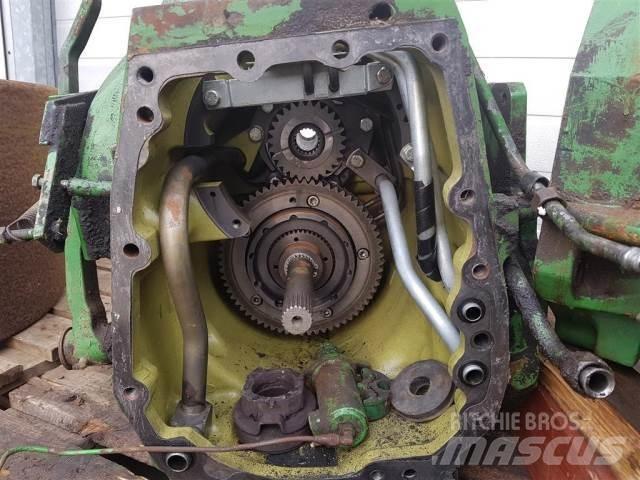 John Deere 2140 Transmisijos