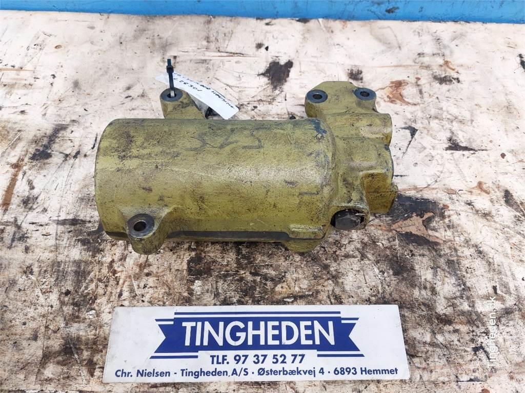 John Deere 2141 Hidraulikos įrenginiai