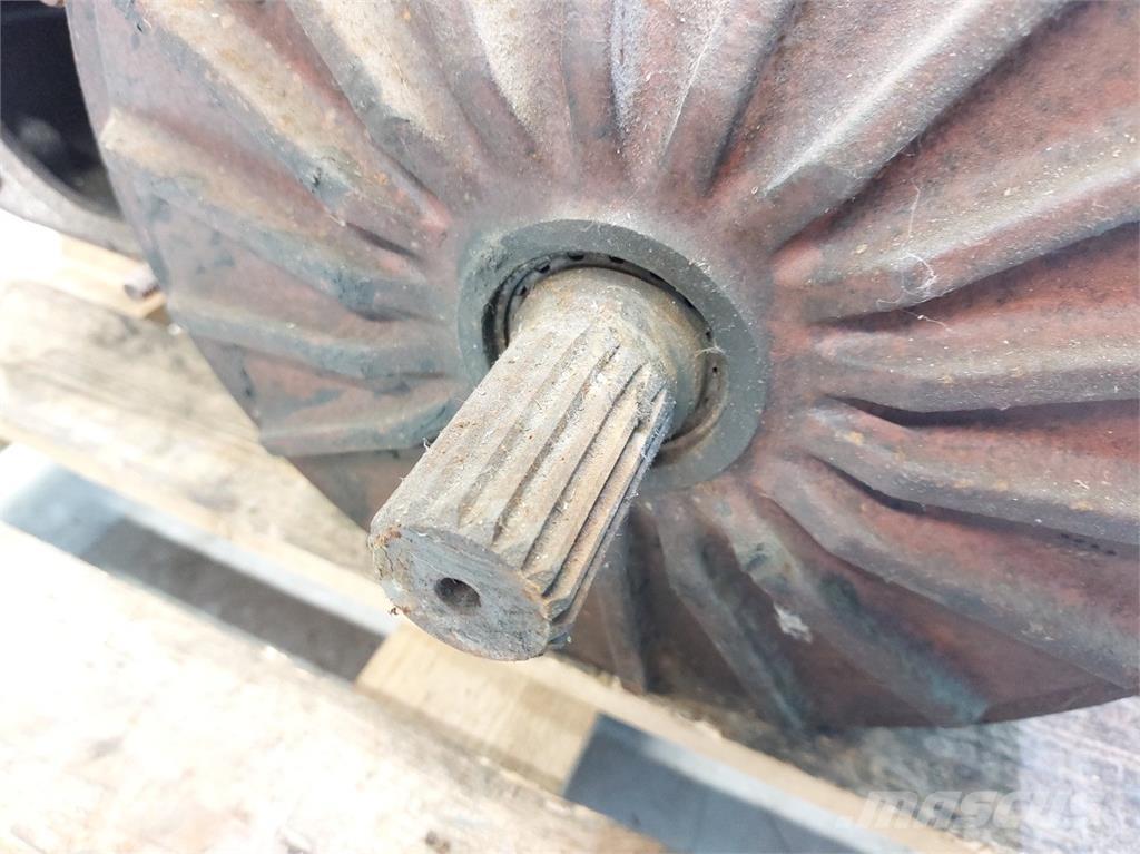 John Deere 2254 Transmisijos