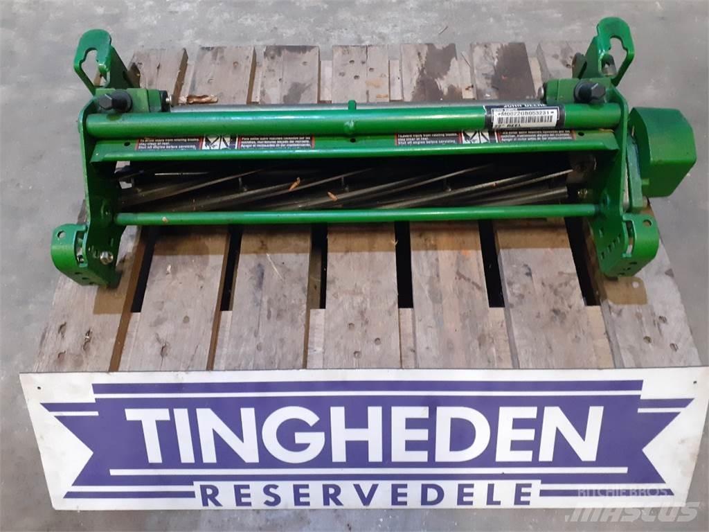 John Deere 2500 Vėjapjovės robotai