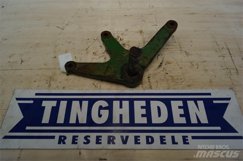 John Deere 2640 Kiti naudoti traktorių priedai