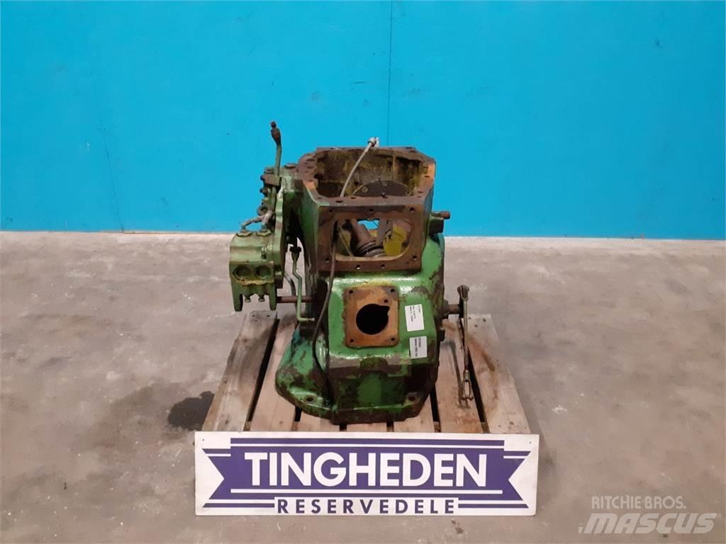 John Deere 2840 Transmisijos