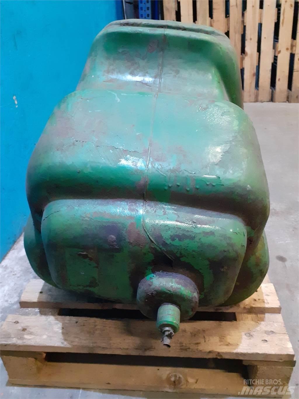 John Deere 2940 Kiti naudoti traktorių priedai