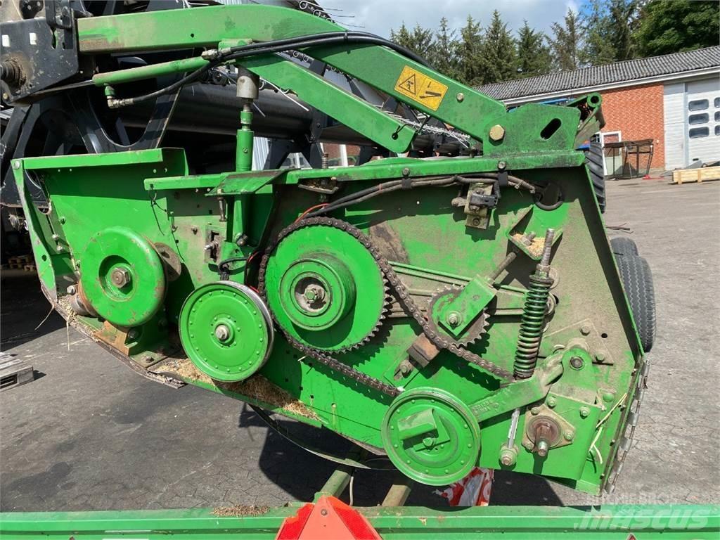 John Deere 30 Derliaus nuėmimo kombainų priedai