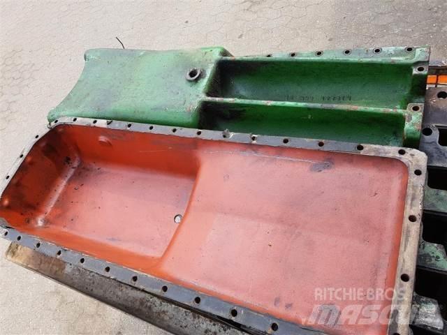 John Deere 3040 Varikliai