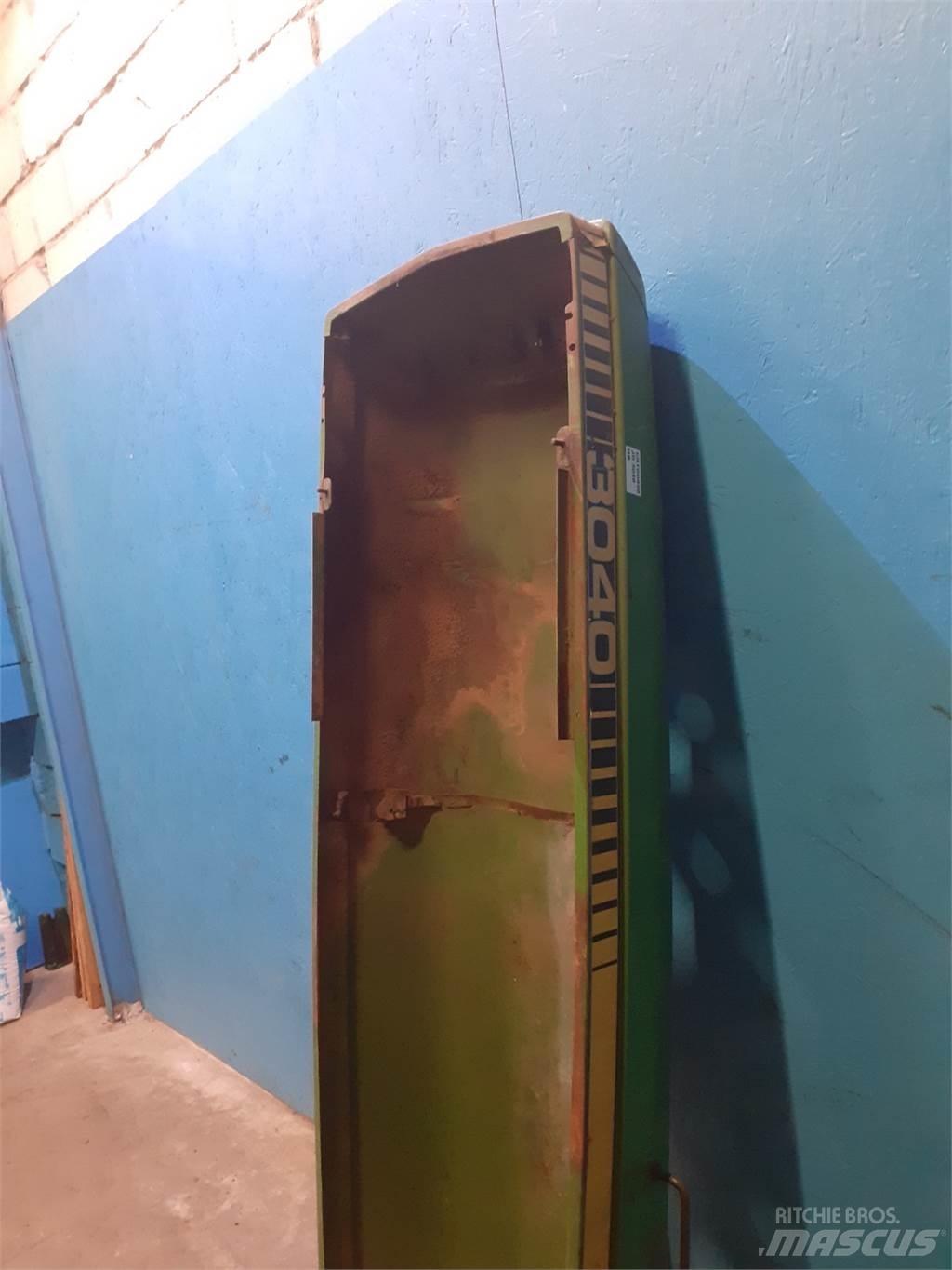 John Deere 3040 Kiti naudoti traktorių priedai