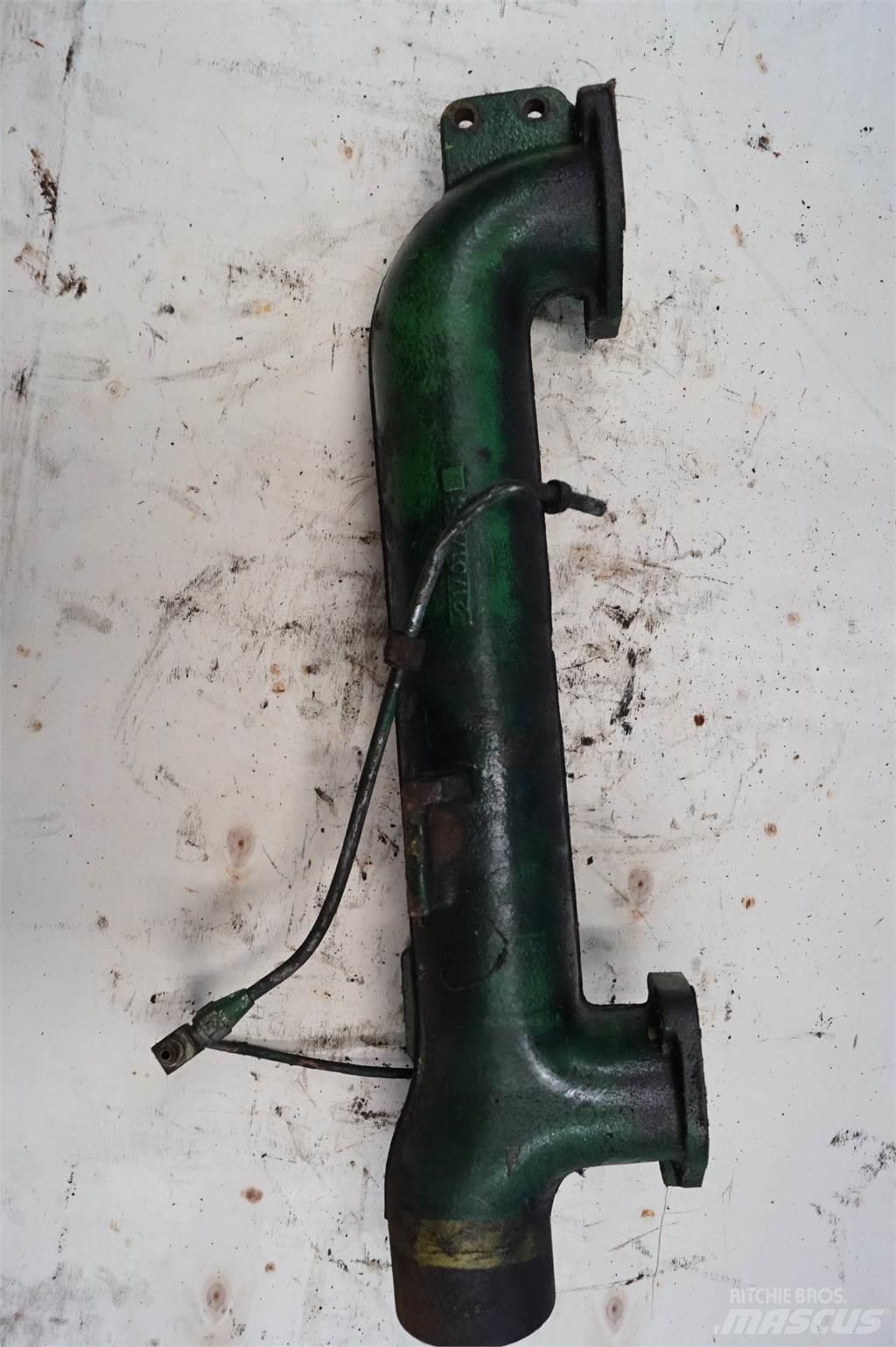 John Deere 3140 Varikliai