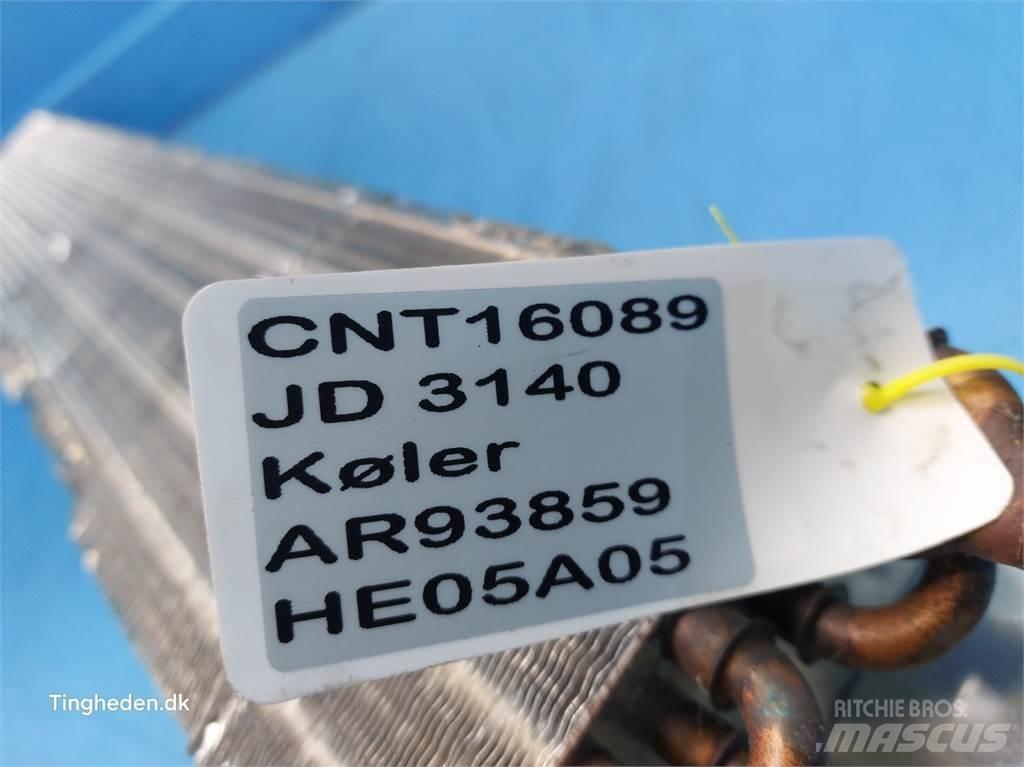 John Deere 3140 Radiatoriai