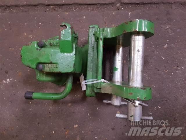 John Deere 4040 Kiti naudoti traktorių priedai