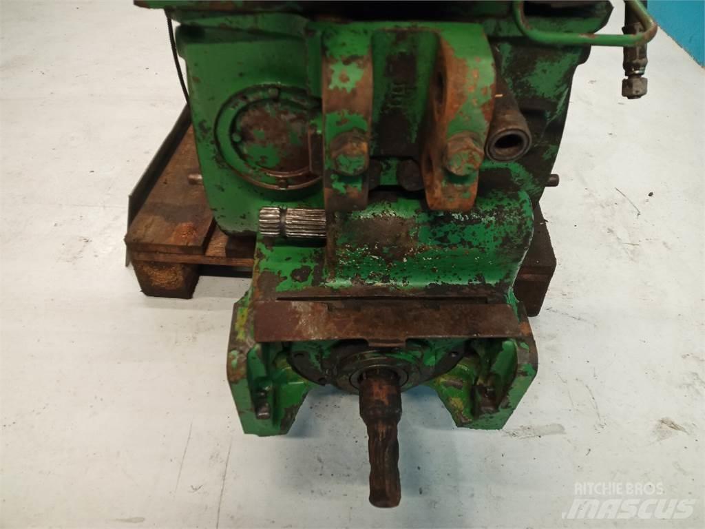 John Deere 4040 Transmisijos