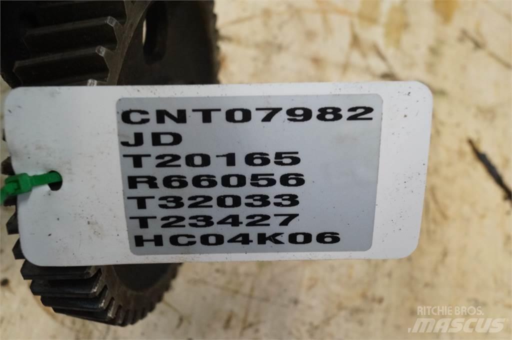 John Deere 4239 Varikliai