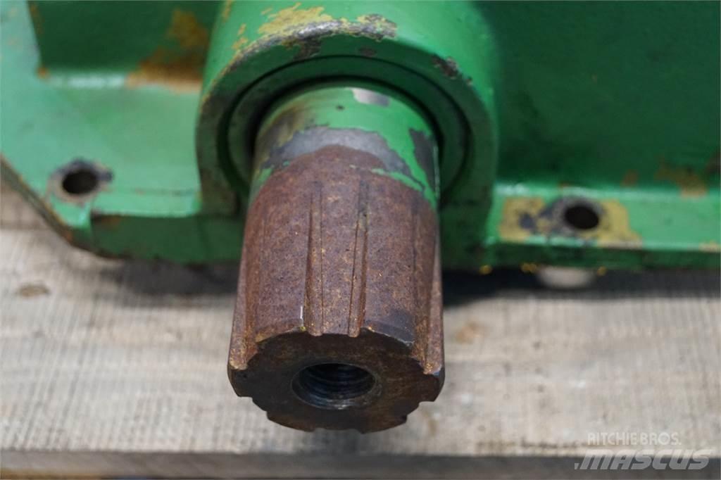 John Deere 4240 Kiti naudoti traktorių priedai