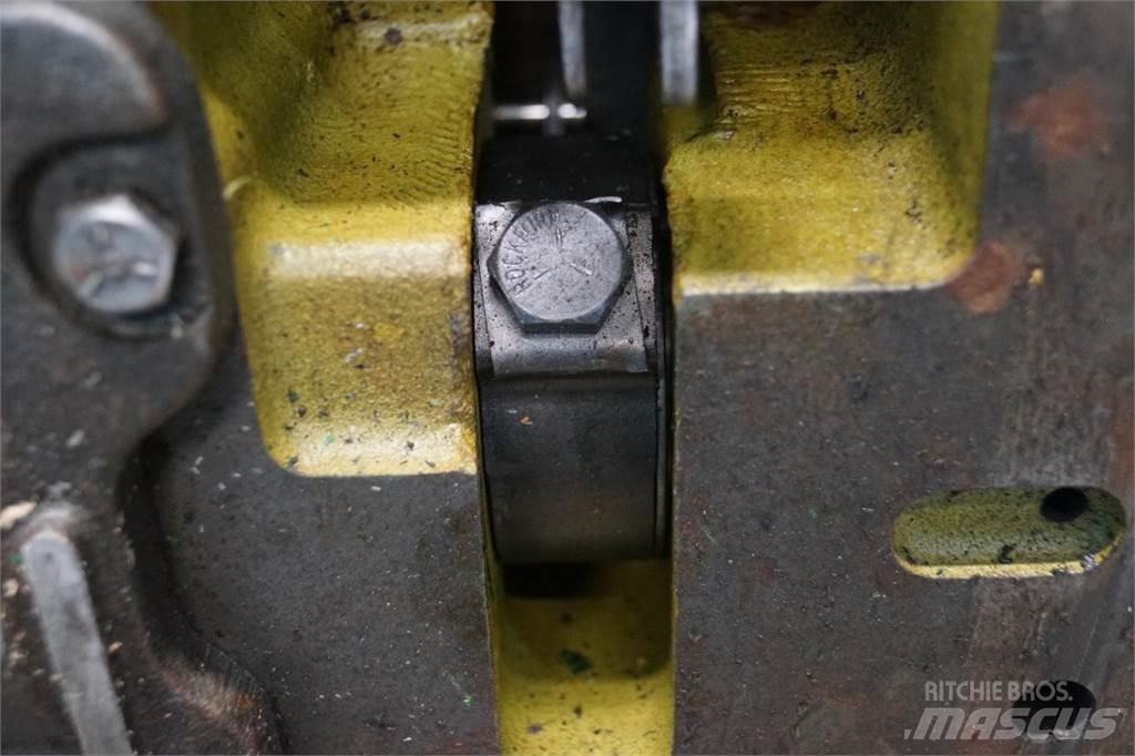 John Deere 4240 Kiti naudoti traktorių priedai
