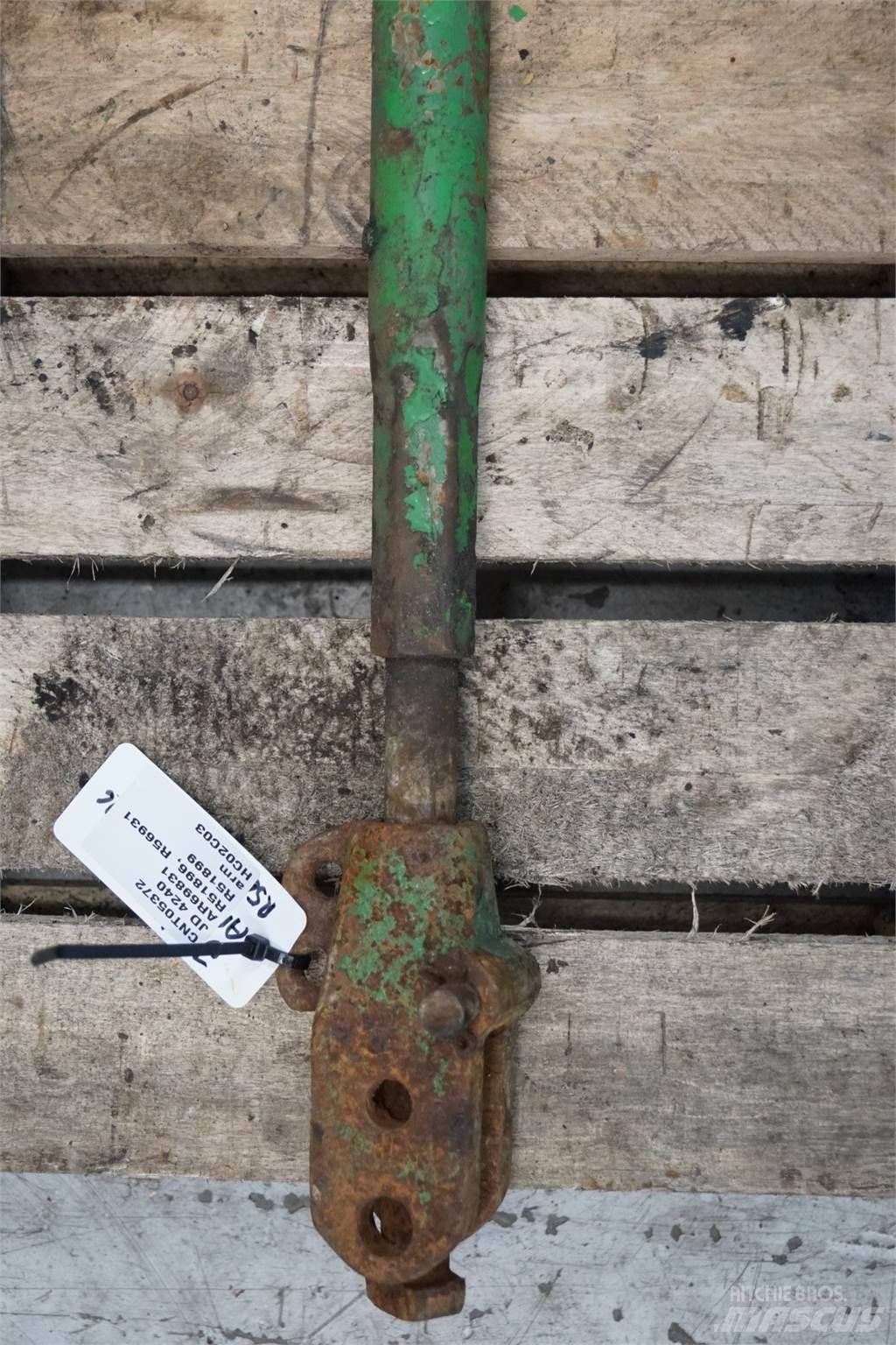 John Deere 4240 Kiti naudoti traktorių priedai