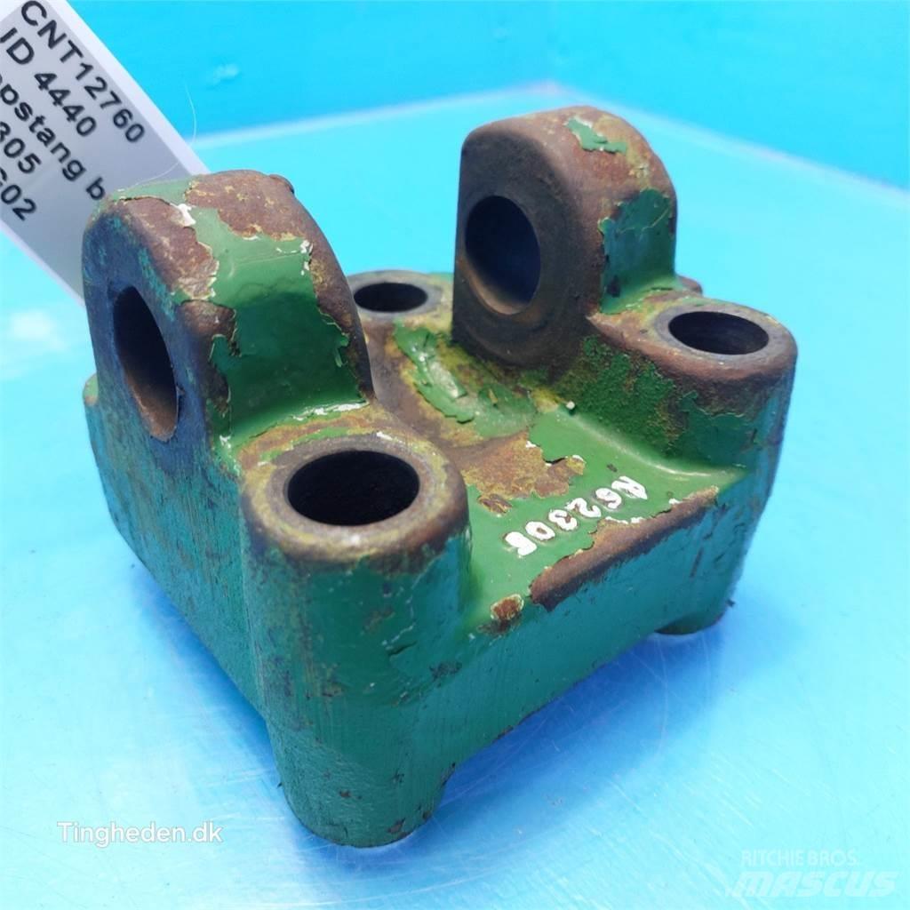 John Deere 4440 Kiti naudoti traktorių priedai