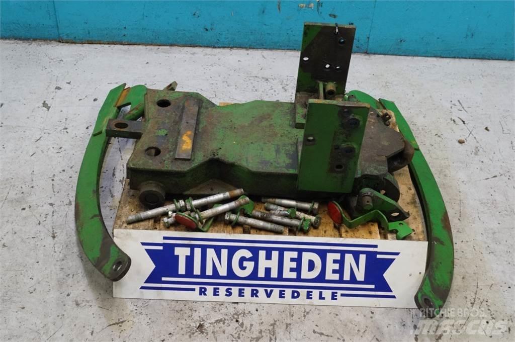 John Deere 4450 Kiti naudoti traktorių priedai
