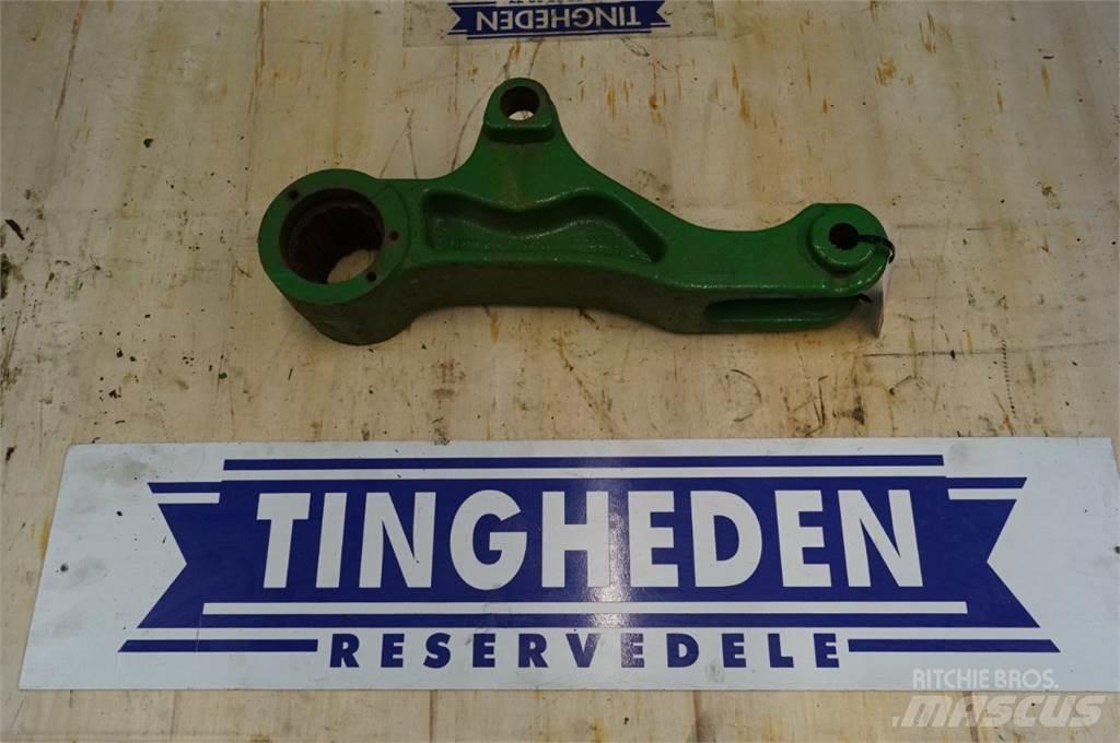 John Deere 5115R Kiti naudoti traktorių priedai