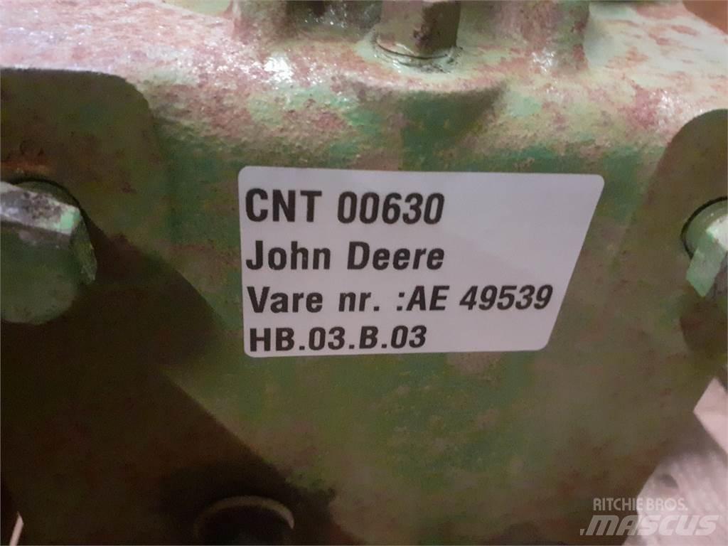 John Deere 550 Transmisijos