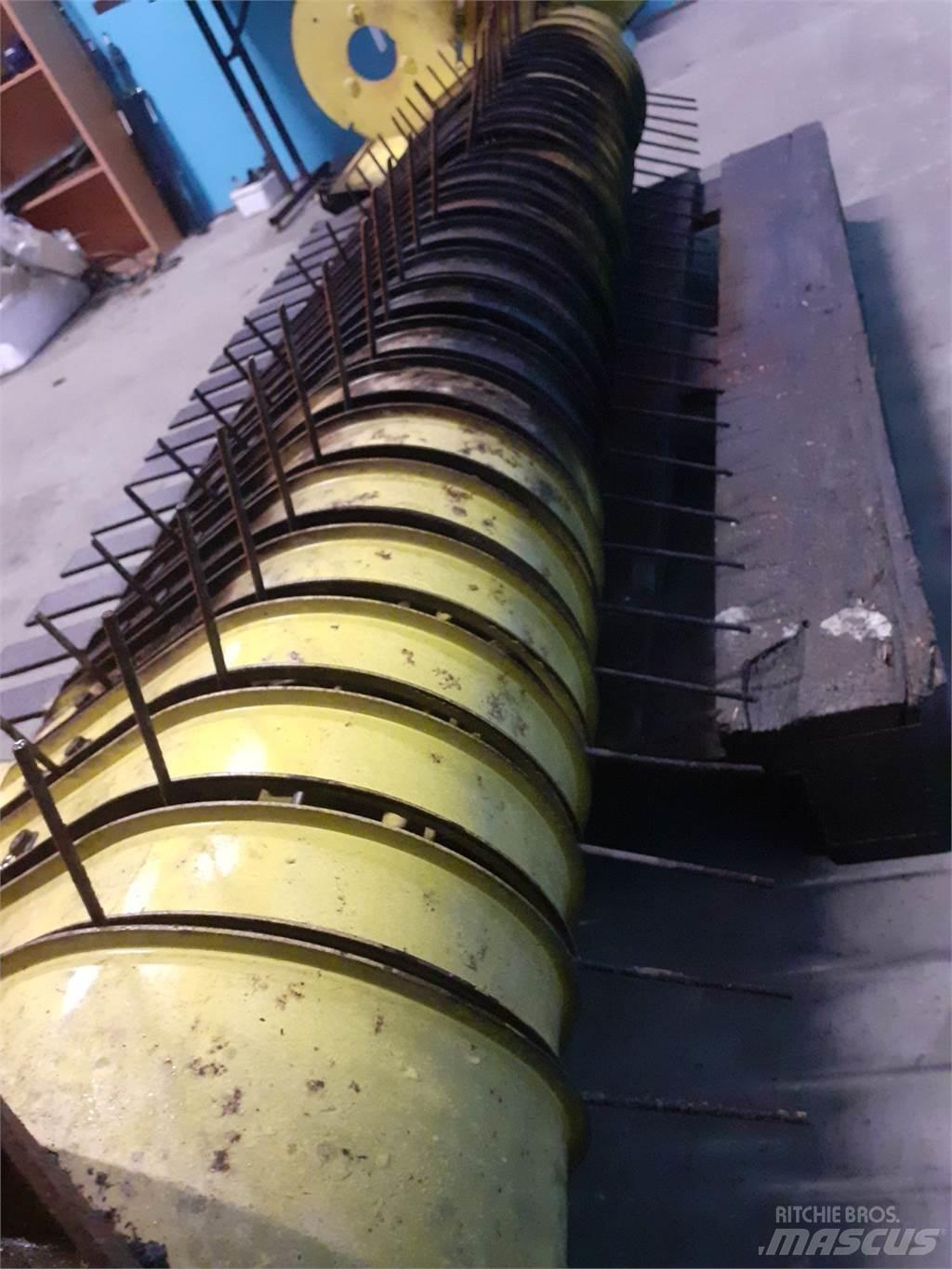 John Deere 590 Žemės ūkis - Kita
