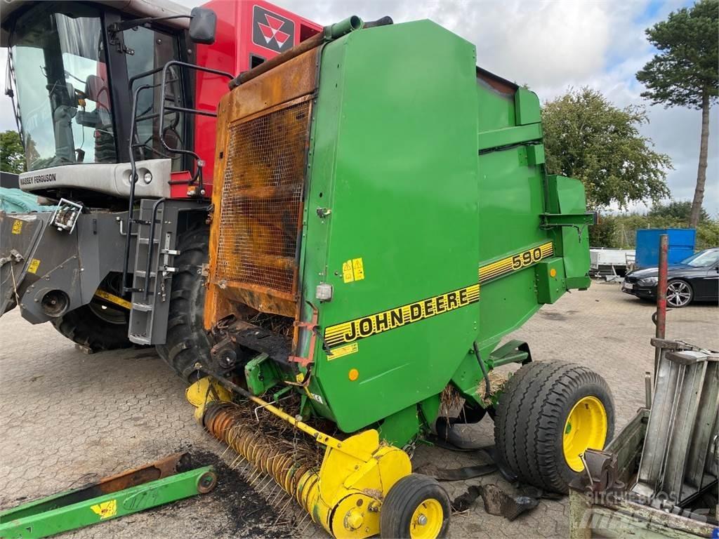 John Deere 590 Ritinių presai