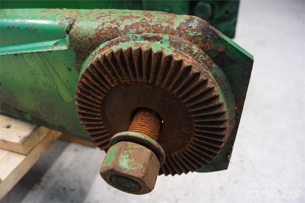 John Deere 590 Žemės ūkis - Kita