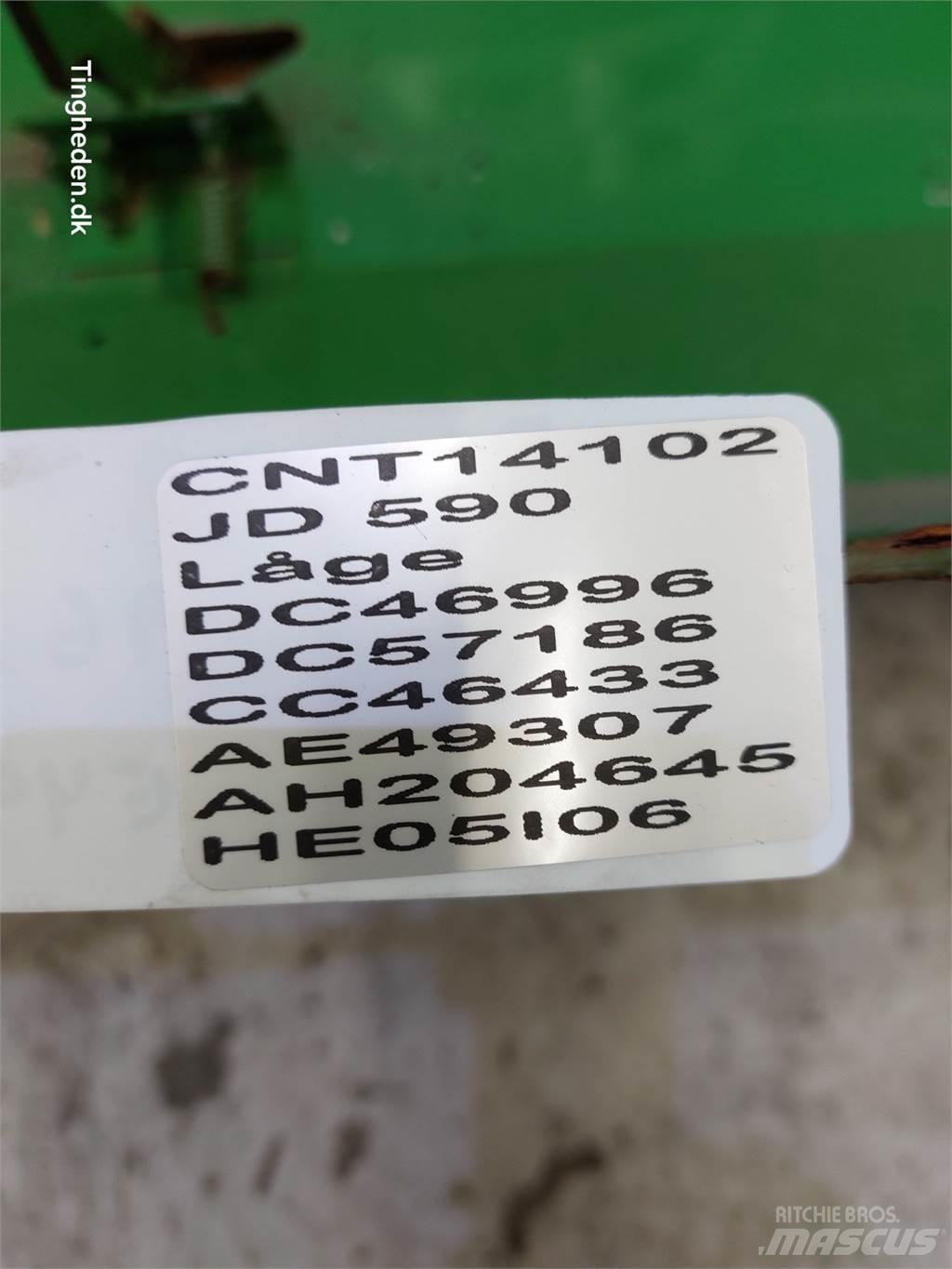 John Deere 590 Atrinkimo kaušai
