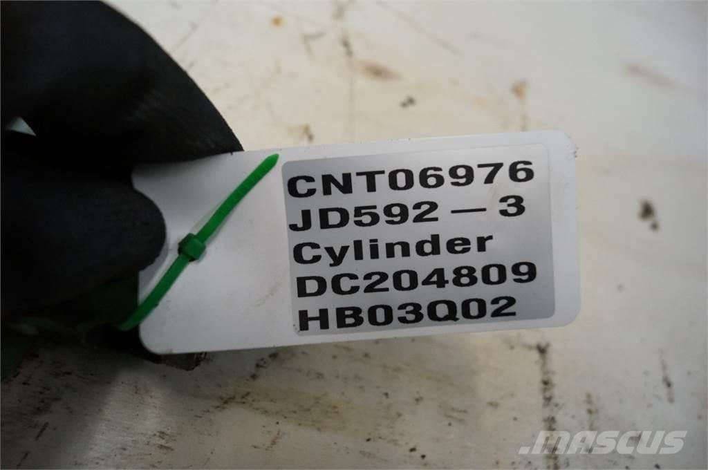 John Deere 592 Hidraulikos įrenginiai