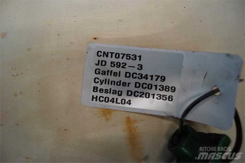 John Deere 592 Kiti pašarų derliaus nuėmimo įrengimai