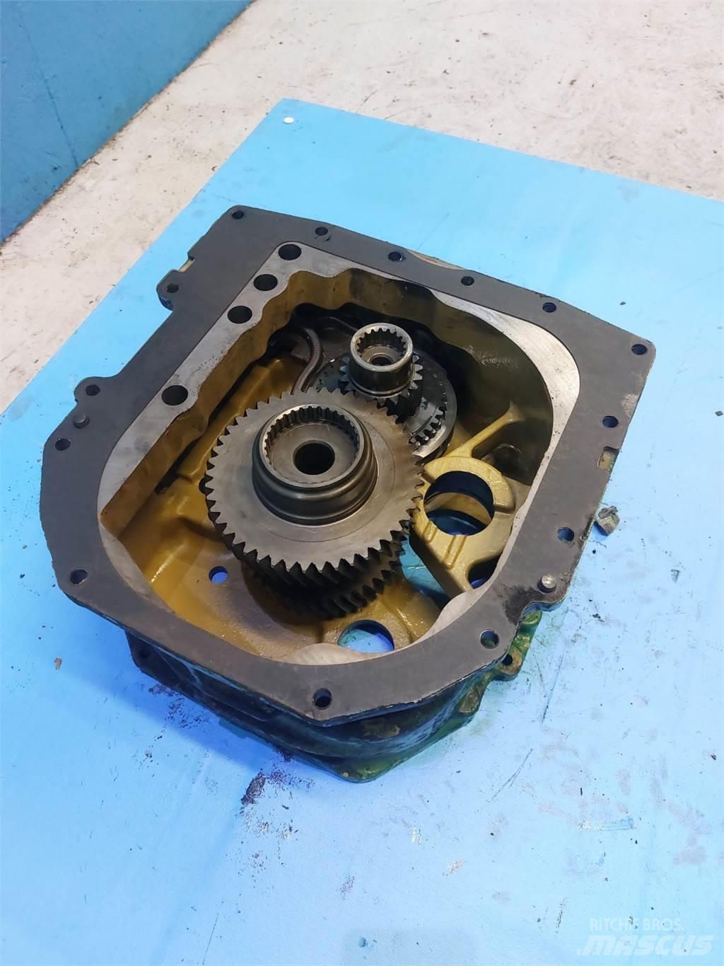 John Deere 6200 Transmisijos