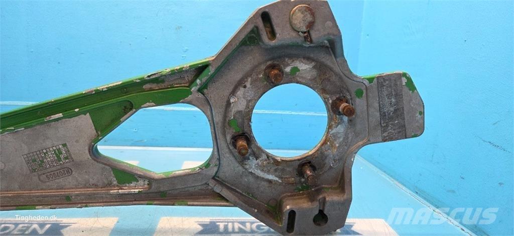 John Deere 625R Derliaus nuėmimo kombainų priedai