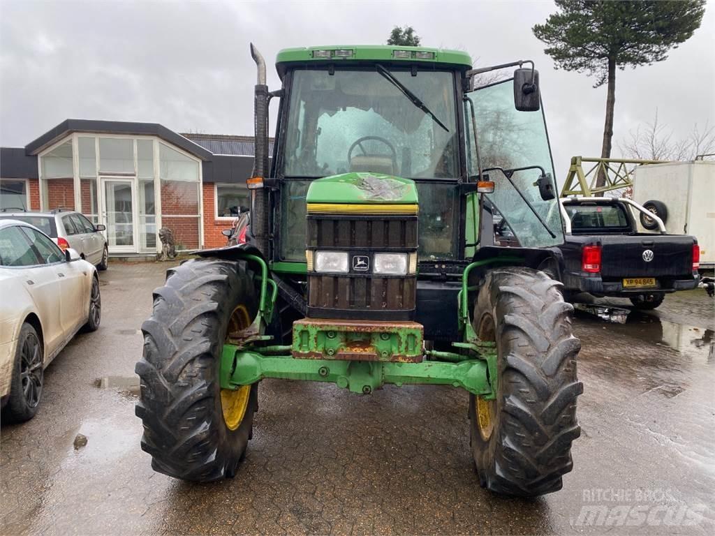 John Deere 6300 Traktoriai