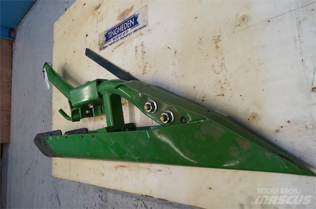 John Deere 630X Derliaus nuėmimo kombainų priedai