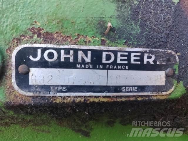John Deere 6329D Varikliai