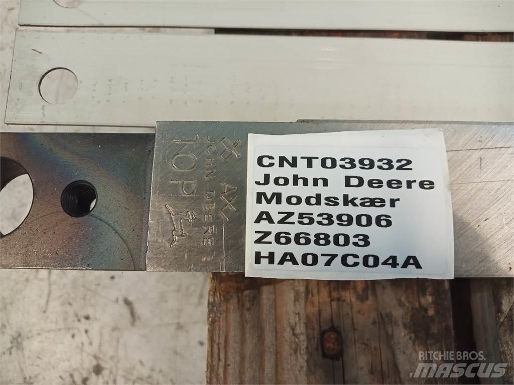 John Deere 7400 Šieno ir pašarų ruošimo mašinų priedai