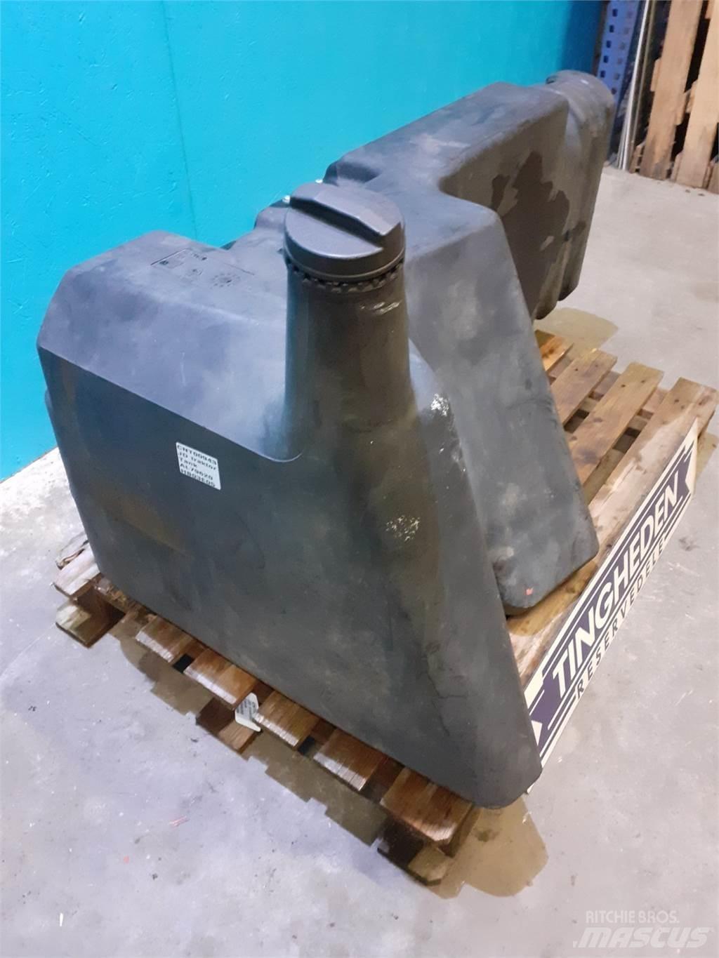 John Deere 7500 Kiti naudoti traktorių priedai