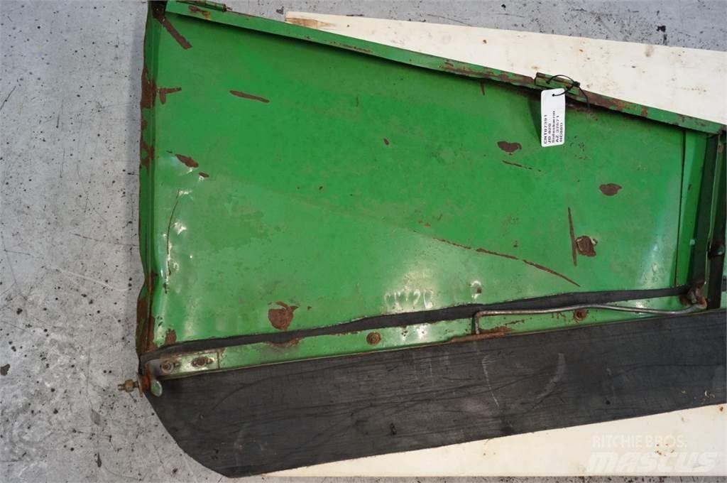 John Deere 820 Derliaus nuėmimo kombainų priedai