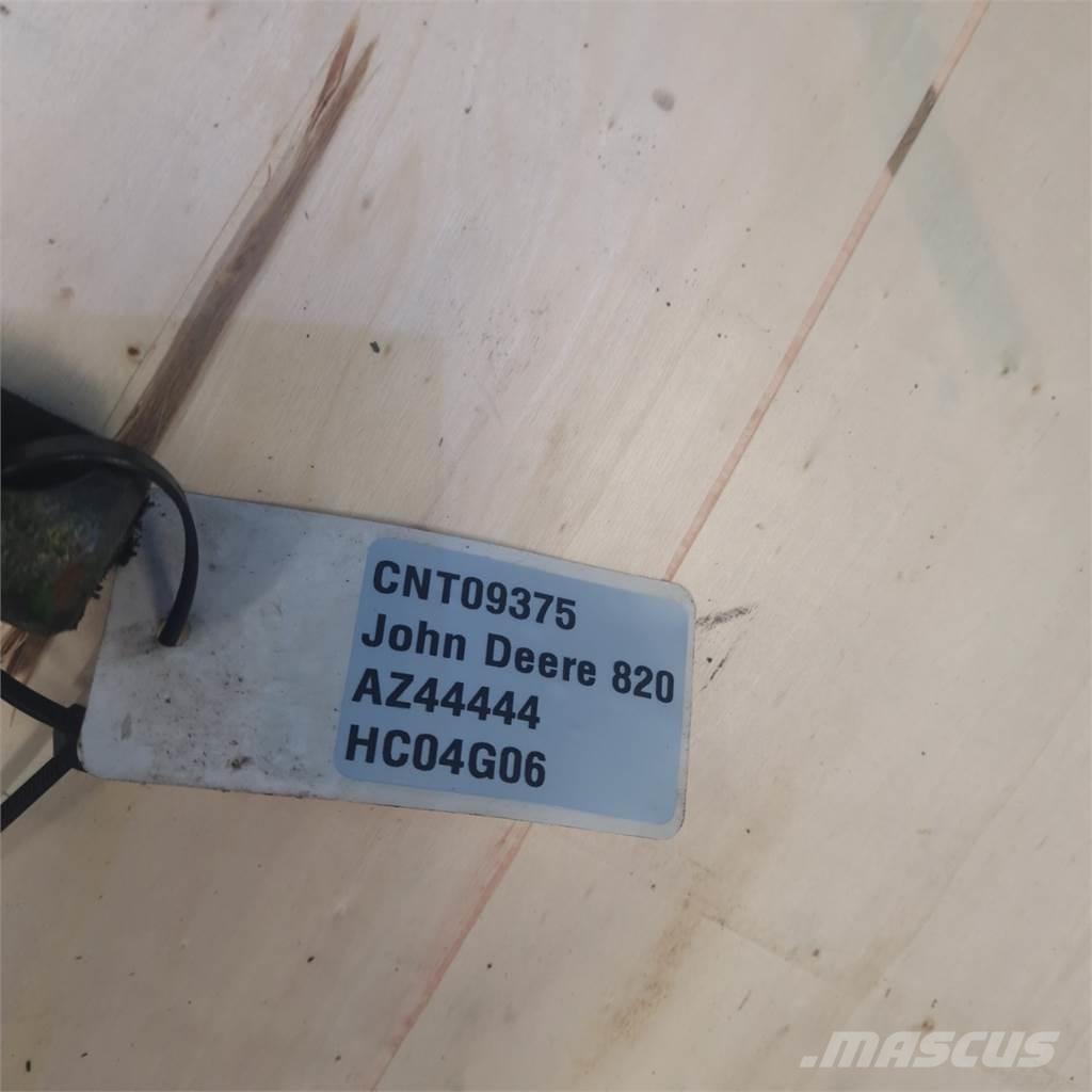 John Deere 820 Hidraulikos įrenginiai