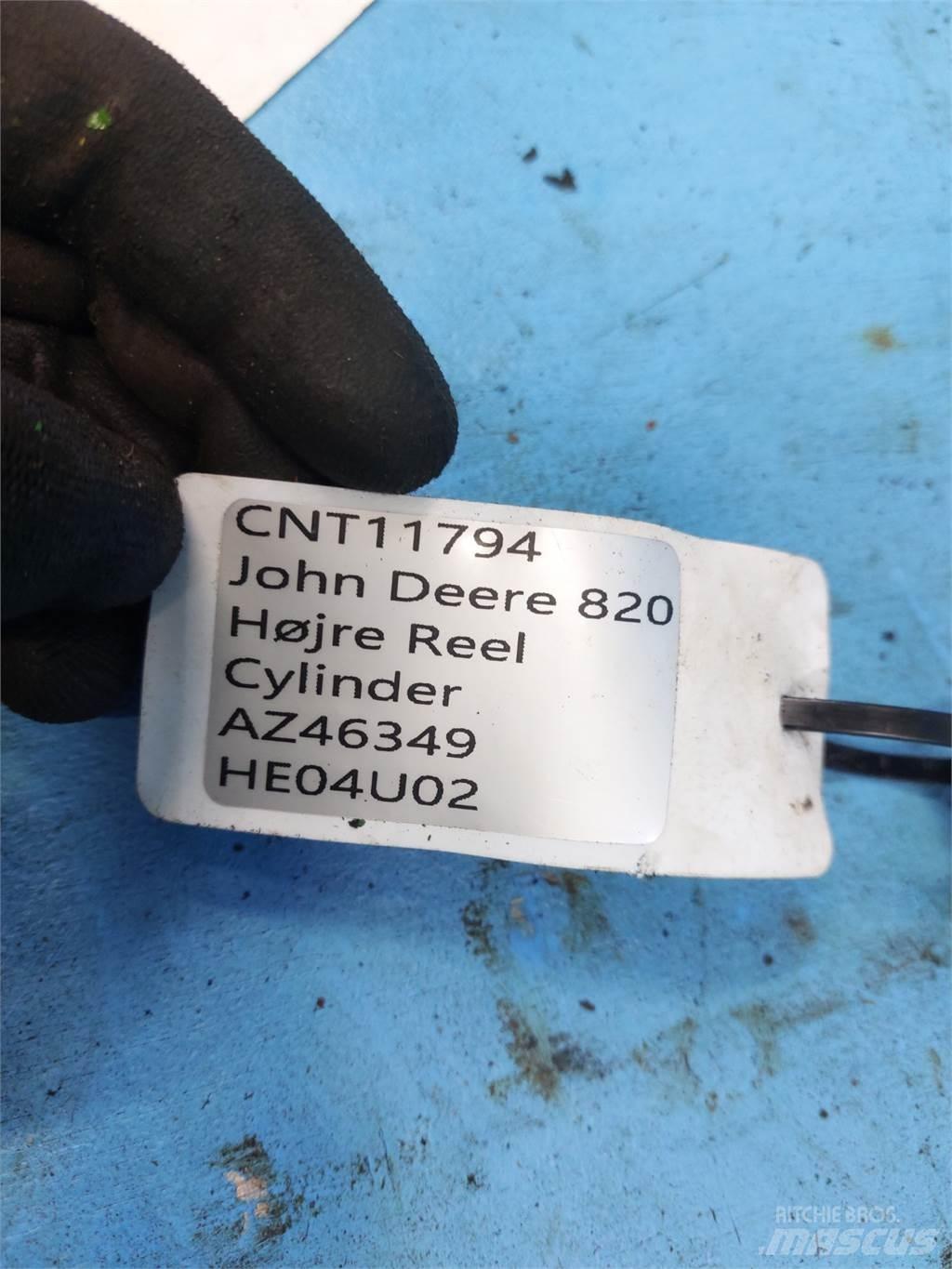 John Deere 820 Derliaus nuėmimo kombainų priedai