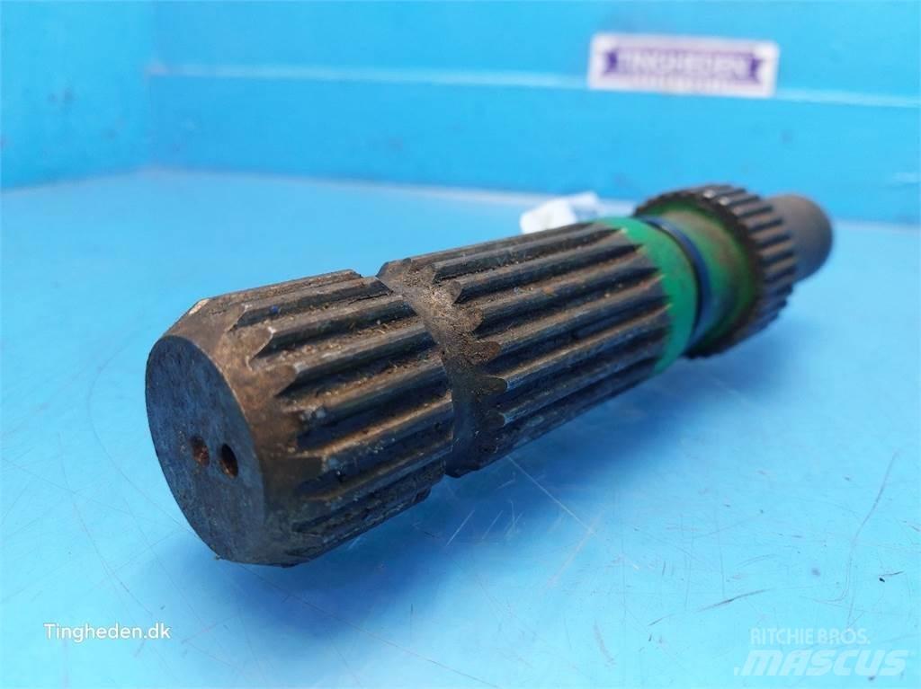 John Deere 8300 Kiti naudoti traktorių priedai